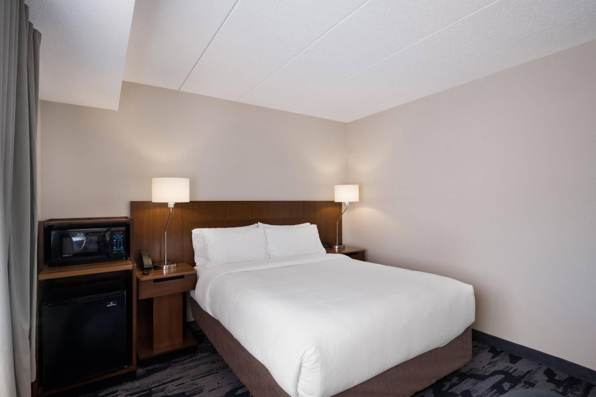 Fairfield Inn By Marriott Amesbury Eksteriør billede